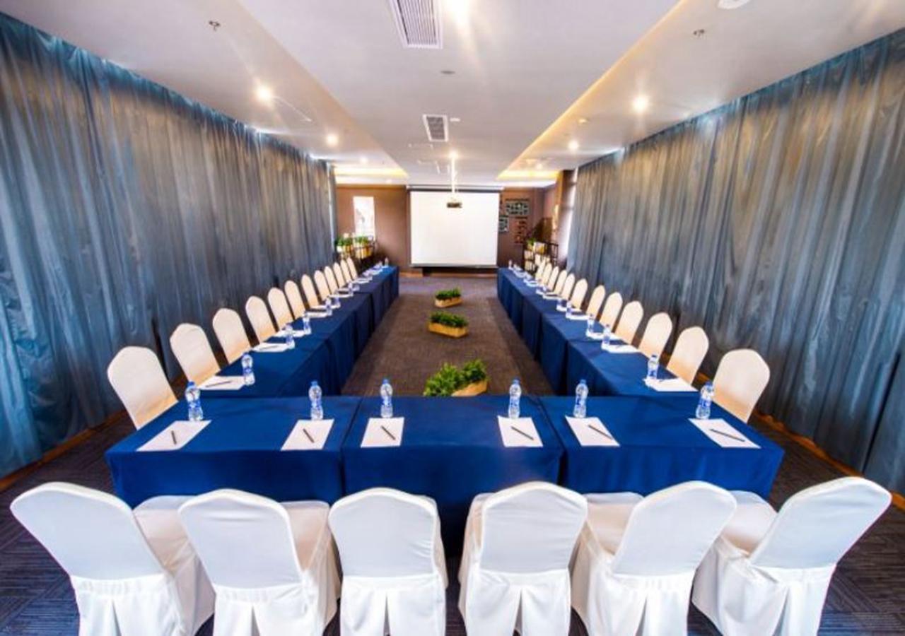 Days Inn Business Place Bagu Chongqing Exterior foto